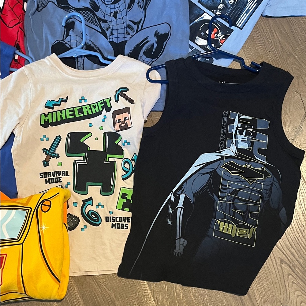 Assorted Kids Graphic T-Shirts super hero lot - Picture 2 of 10